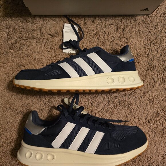 adidas Run 84 "Cloudfoam Comfort" – Men’s Size 12 –Lightweight Cushioned Sneaker - Picture 4 of 9